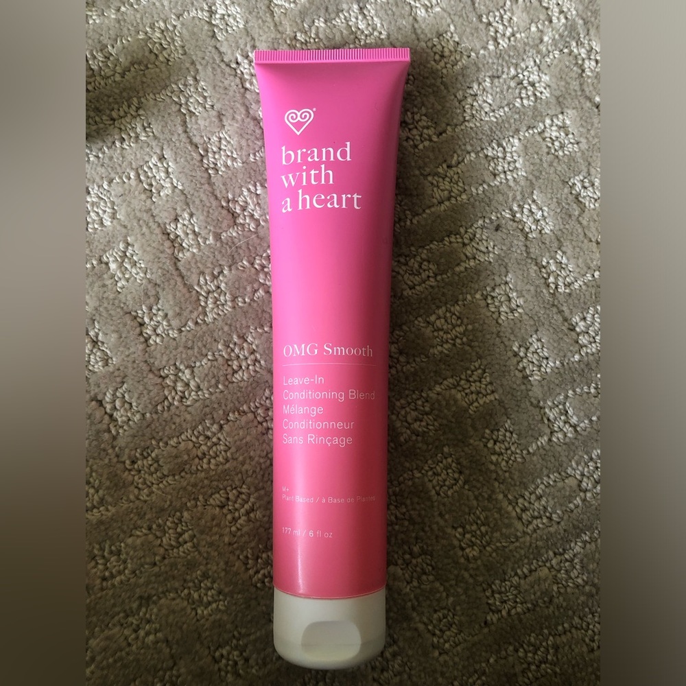 Brand with a Heart OMG Smooth leave in conditioning blend 6oz